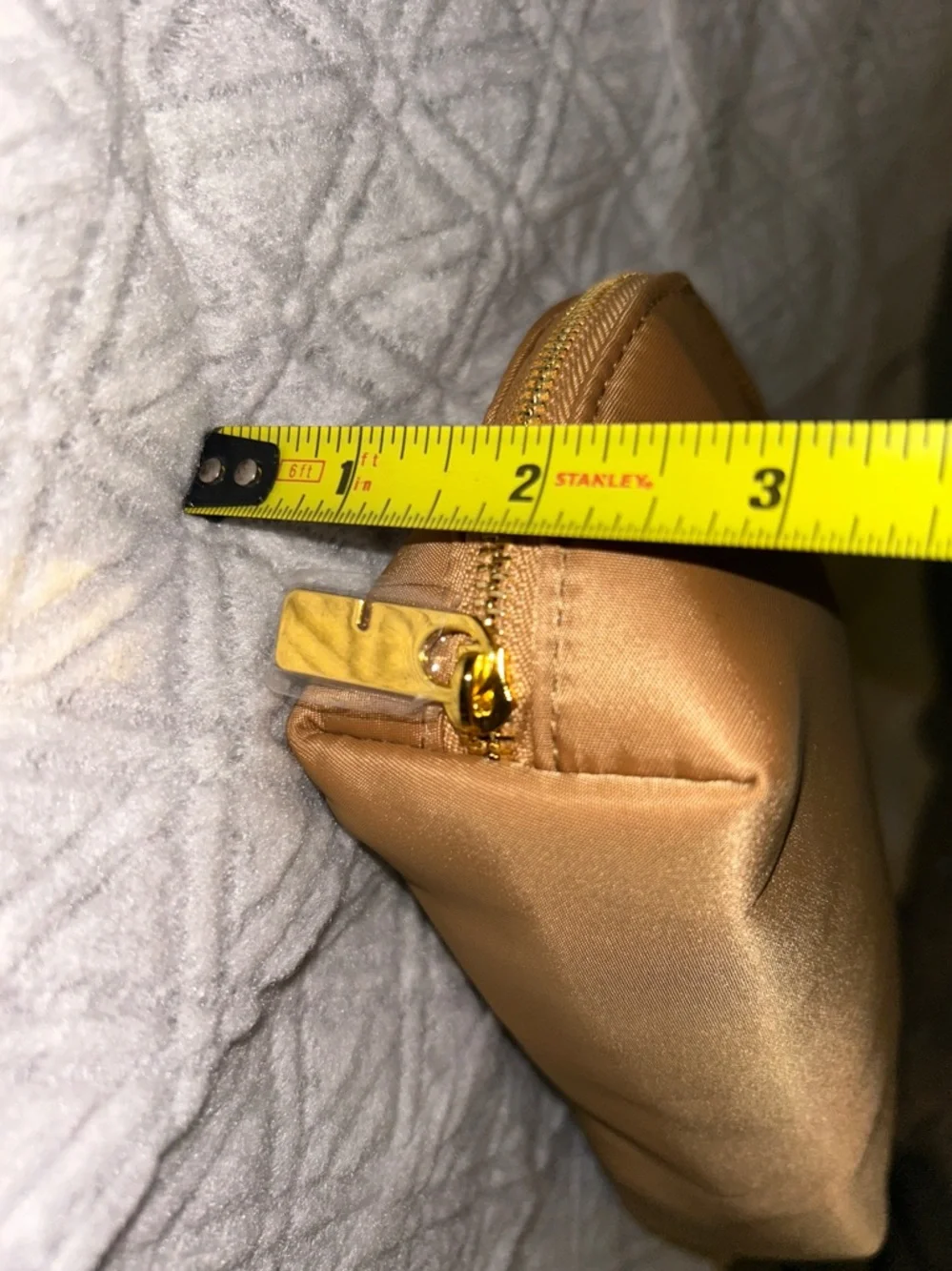 Burberry Beige Nylon Cosmetic Pouch NWOT - Picture 9 of 13